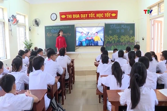 Thêm nhiều địa phương chốt tiếng Anh là môn thi thứ 3 vào lớp 10