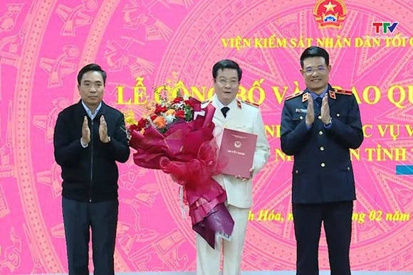 Bổ nhiệm Viện trưởng Viện kiểm sát nhân dân tỉnh c