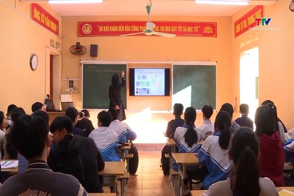 Bộ Giáo dục và đào tào đề nghị các tỉnh, thành phố hỗ trợ kinh phí ôn tập cho các trường