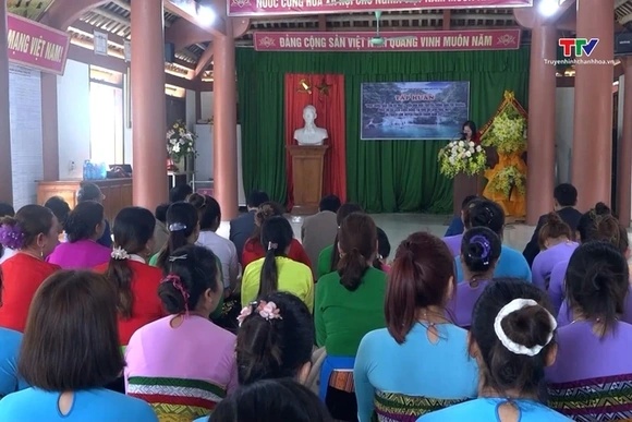Tập huấn phục dựng, bảo tồn, phát triển văn hóa truyền thống dân tộc Mường