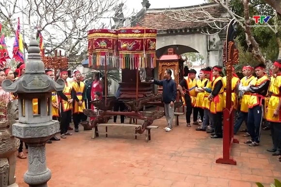 Lễ hội Kỳ phúc xã Hoằng Tiến