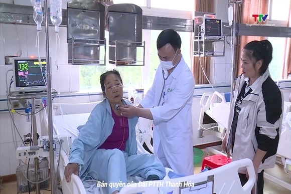 Những người mặc áo Blu trắng