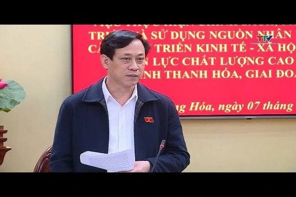 Giám sát việc thực hiện chính sách đào tạo nguồn nhân lực tại huyện Hoằng Hoá và huyện Hậu Lộc