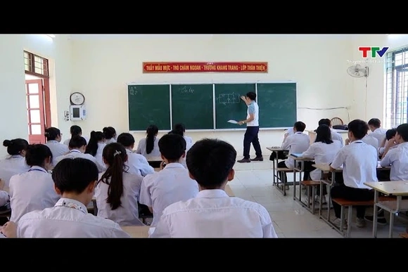 Quy định mới về thời gian thực dạy của giáo viên THCS, THPT