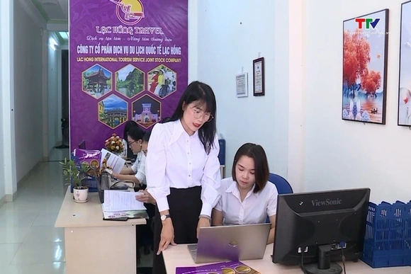 Giá vé máy bay tăng mạnh dịp 30 tháng 4 và lo ngại ảnh hưởng du lịch trong nước