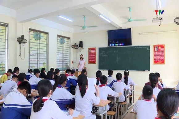 Miễn học phí cho học sinh từ Mầm non đến hết THPT