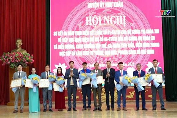 Huyện Như Xuân sơ kết 5 năm thực hiện Kết luận số 01 của Bộ Chính trị