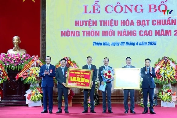 Công bố huyện Thiệu Hóa đạt chuẩn Nông thôn mới nâng cao
