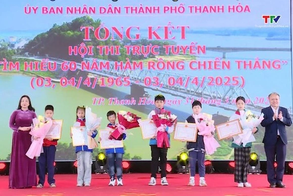 Sôi nổi các hoạt động “Tìm hiểu 60 năm Hàm Rồng chiến thắng”