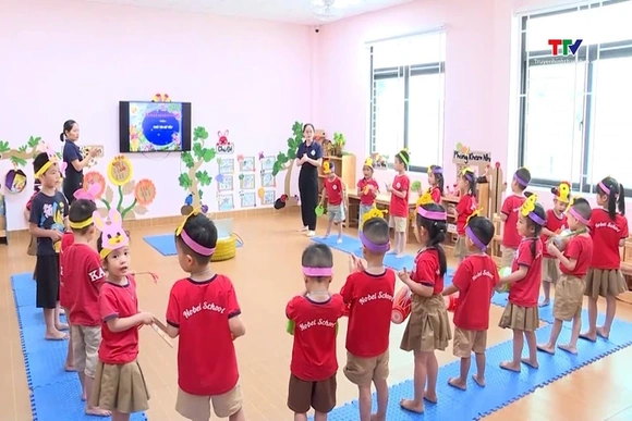 Đề xuất chi 91.000 tỷ đồng phổ cập giáo dục mầm non cho trẻ từ 3 tuổi