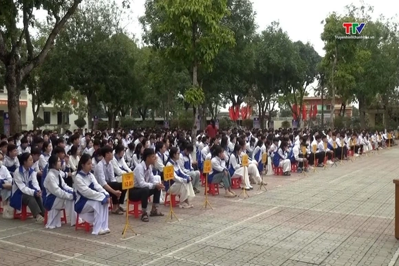 Tuyên truyền tuyển sinh Quân sự tại huyện Quảng Xương