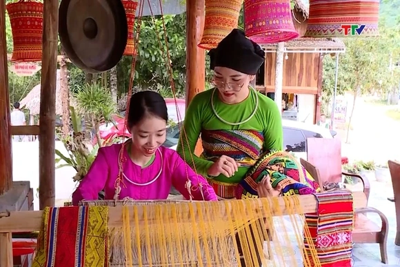Bông hoa của đại ngàn