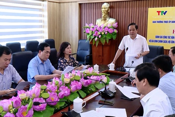 Đánh giá công tác vận động, phân bổ, hỗ trợ xây dựng nhà ở cho hộ nghèo, gia đình chính sách, hộ còn