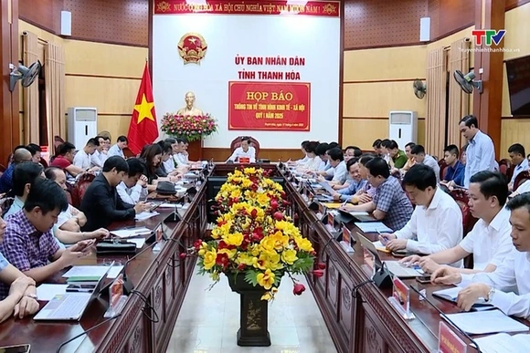 Họp báo thông tin tình hình kinh tế - xã hội quý I