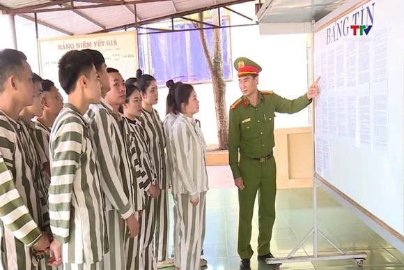 Niềm vui chờ ngày đặc xá