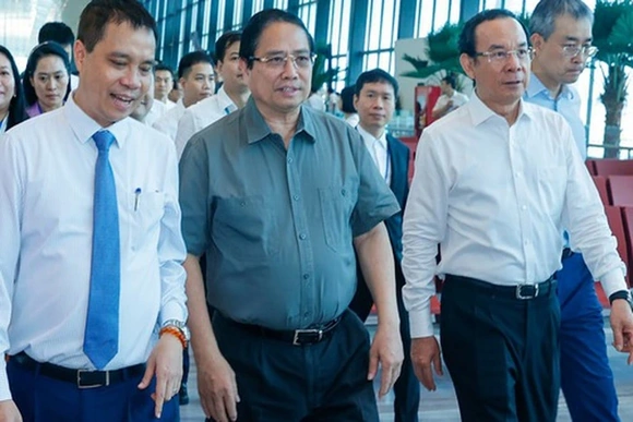 Thủ tướng chủ trì lễ khởi công, khánh thành 80 công trình, dự án lớn kỷ niệm 50 năm Giải phóng miền 
