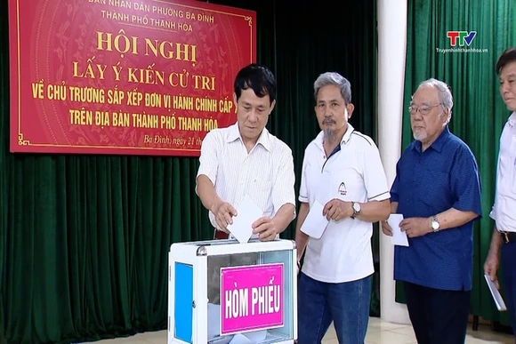 Cử tri phường Ba Đình đồng tình với chủ trương sắp xếp đơn vị hành chính cấp xã