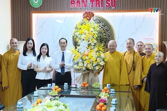 Chủ tịch UBND tỉnh chúc mừng Lễ Phật đản 2025