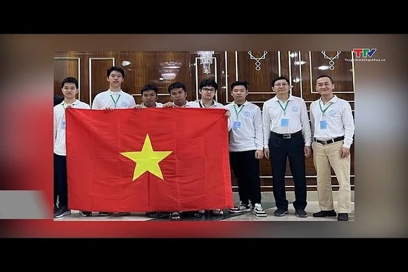 Việt Nam giành 6 huy chương Vàng thi Olympic Giao lưu Toán học Turkmenistan