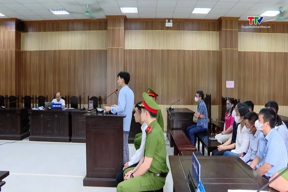 Xét xử 44 bị cáo trong vụ sai phạm liên quan đến Văn phòng đăng ký đất đai thành phố Sầm Sơn
