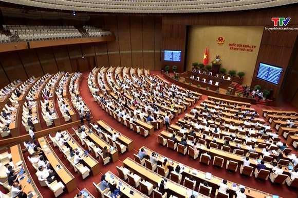 Đoàn đại biểu Quốc hội tỉnh Thanh Hoá góp ý vào dự thảo Nghị quyết của Quốc hội về sửa đổi Hiến pháp