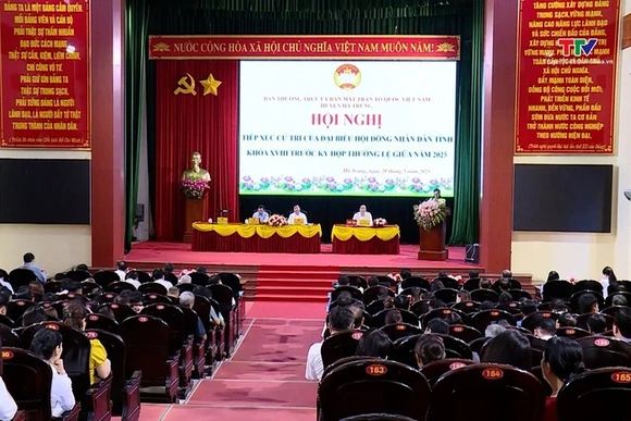 Đại biểu Hội đồng Nhân dân tỉnh tiếp xúc cử tri huyện Hà Trung