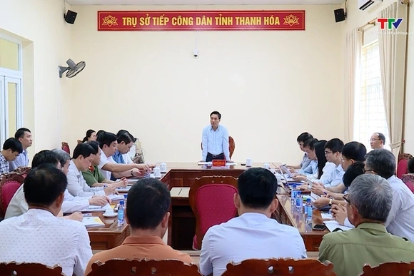 Bí thư Tỉnh ủy Nguyễn Doãn Anh tiếp xúc, đối thoại với các hộ dân liên quan đến các vụ khiếu kiện về