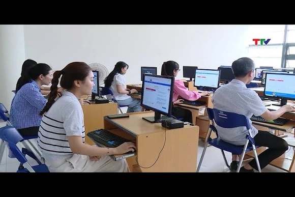 Hưởng ứng cuộc thi 