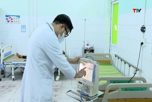 Cung ứng đầy đủ, kịp thời thuốc, thiết bị y tế cho người bệnh bảo hiểm y tế
