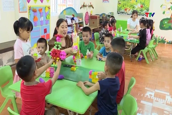 Thanh Hóa triển khai ký hợp đồng với hơn 3.800 giáo viên trước ngày 1/7