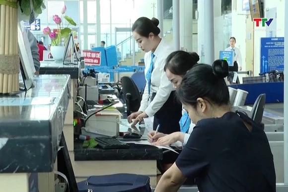 Gần 60 triệu lượt khách qua cảng hàng không trong nửa đầu năm 2025