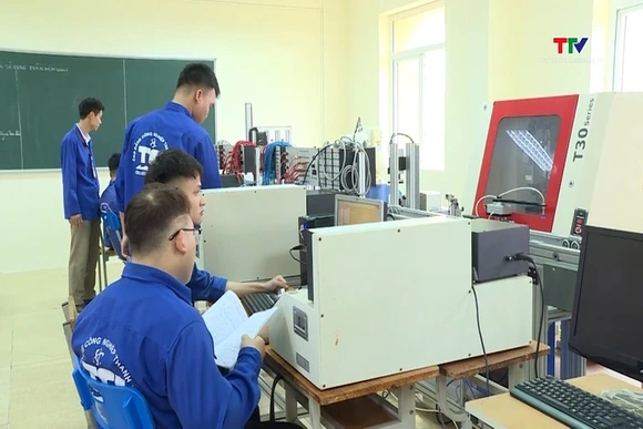 Đầu tư cơ sở vật chất để nâng cao chất lượng đào tạo nghề