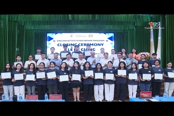 Bế giảng chương trình tiếng Anh Access khóa 2023 - 2025