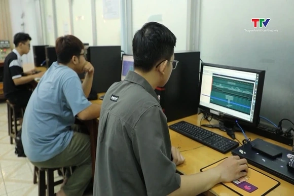 Có khoảng 19.000 sinh viên đang học ngành vi mạch bán dẫn