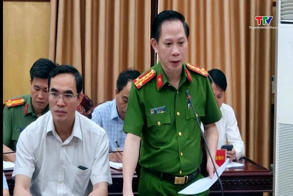 Khởi tố 6 bị can về tội giả mạo công tác