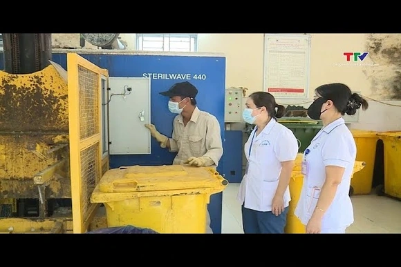 Xử lý rác thải y tế bằng công nghệ tiên tiến