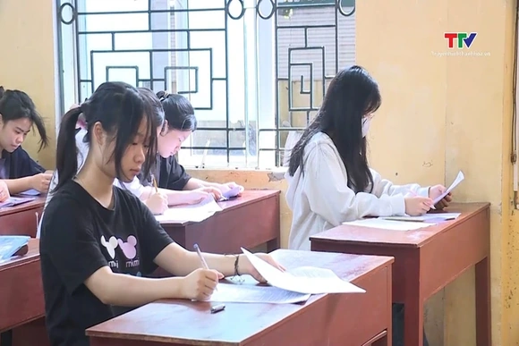 Bộ Giáo dục và Đào tạo công bố bảng bách phân vị