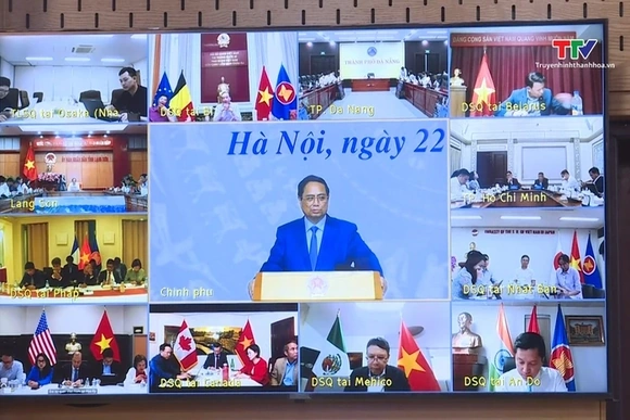 Thủ tướng Chính phủ chủ trì hội nghị với các cơ quan đại diện Việt Nam ở nước ngoài