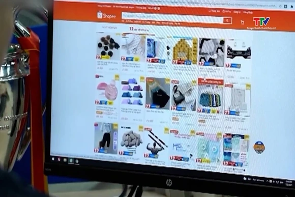 Người Việt chi hơn 1.200 tỷ đồng mua sắm trực tuyến mỗi ngày