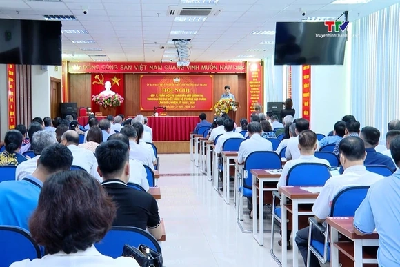 Góp ý, phản biện Dự thảo báo cáo chính trị trình Đại hội đại biểu  Đảng bộ phường Hạc Thành lần thứ 