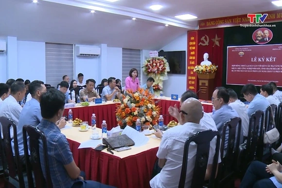 Ký kết hợp đồng cho thuê đất triển khai dự án nhà máy sản xuất phân lân nung chảy và phân bón NPK Vă