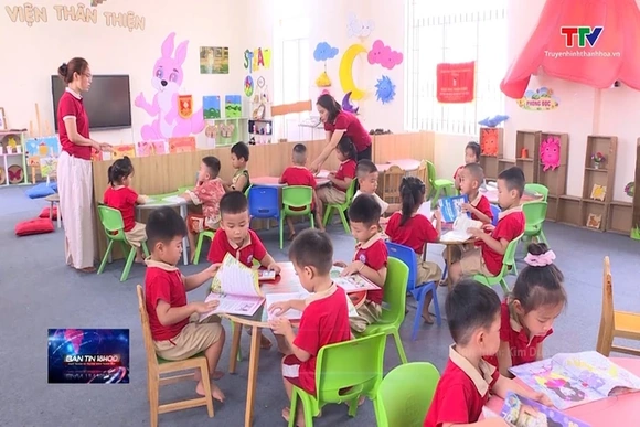 Xử lý vướng mắc về bố trí đội ngũ công chức giáo dục tại cấp xã