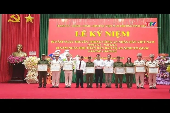 Phường Tĩnh Gia: Kỷ niệm 80 năm Ngày truyền thống Công an nhân dân và 20 năm Ngày hội toàn dân bảo v