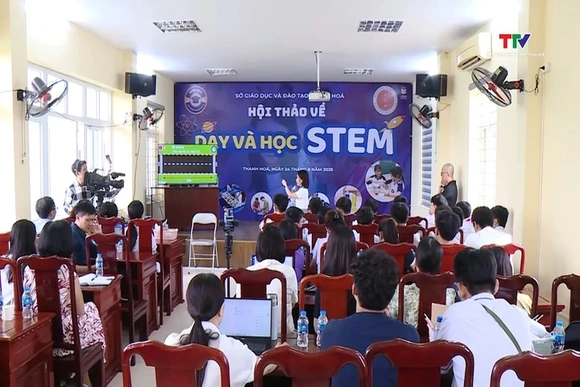 Hội thảo trang bị kiến thức về dạy và học STEM