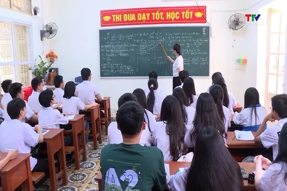 Năm 2026, tổng chi ngân sách cho giáo dục dự kiến tăng thêm 134.000 tỷ đồng