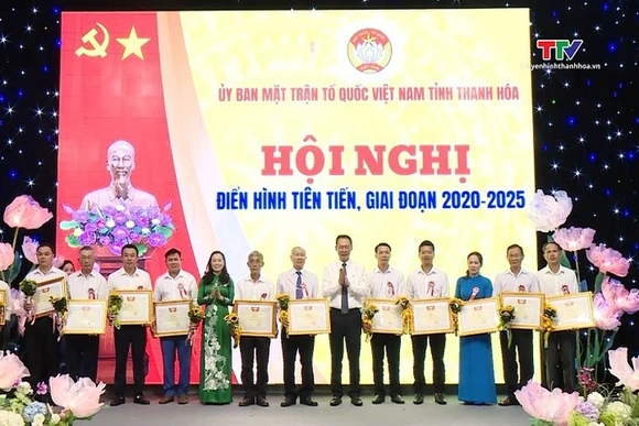 Ủy ban MTTQ tỉnh Thanh Hóa biểu dương các điển hình tiên tiến giai đoạn 2020-2025