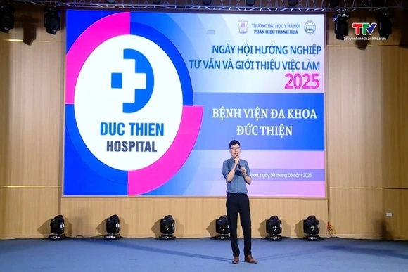 Chương trình hướng nghiệp và tư vấn giới thiệu việc làm năm 2025