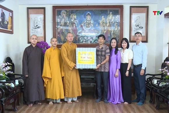 Phường Hạc Thành chúc mừng Đại lễ Vu lan 2025