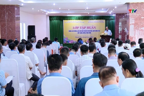 Nâng cao năng lực đội ngũ cán bộ văn hóa làm công tác xây dựng nông thôn mới