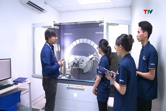 Đại học Phenikaa tiếp tục đổi mới, sáng tạo trong đào tạo và nghiên cứu